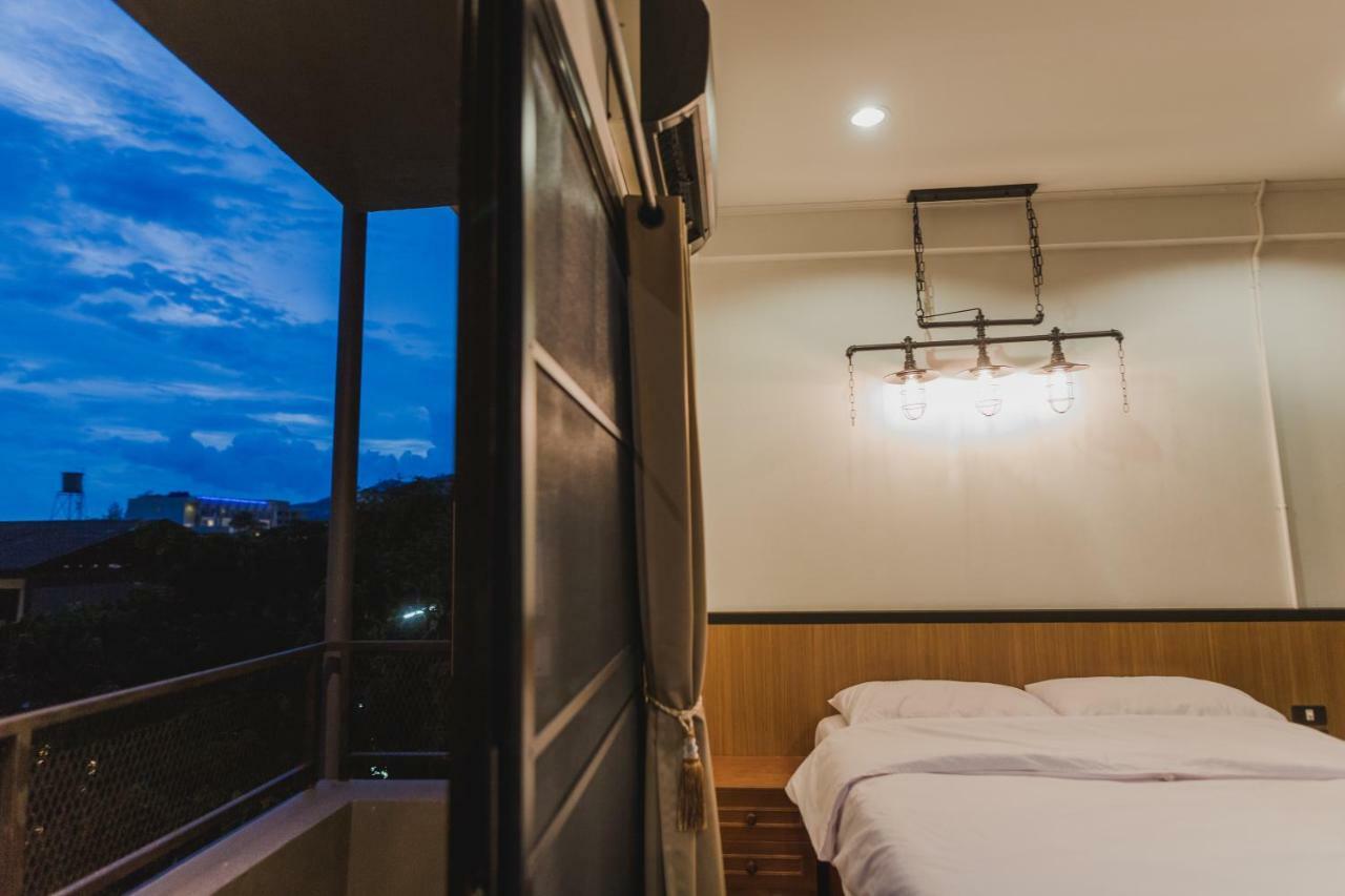 No.9 Hostel & Cafe Chiang Mai Eksteriør bilde
